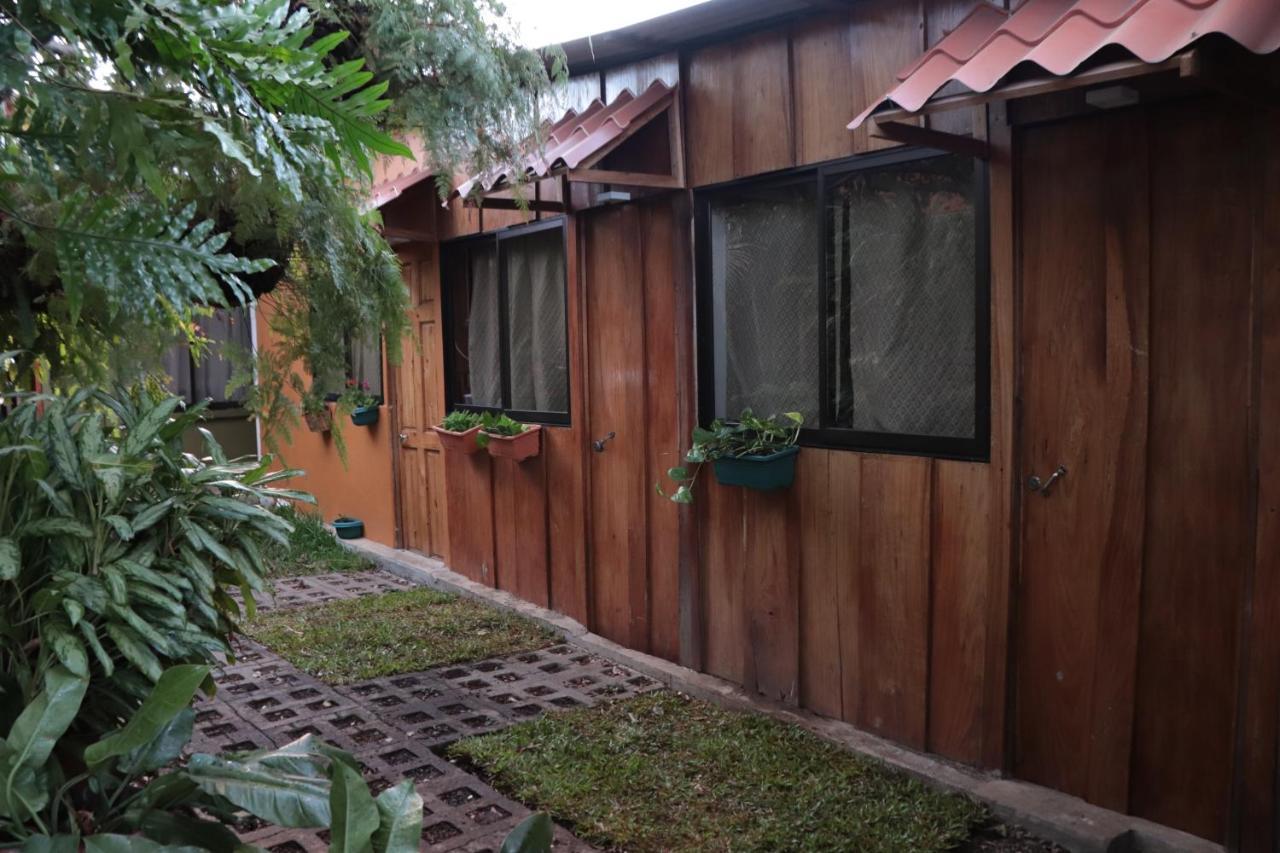 Laurel House Διαμέρισμα San Antonio De Belen Εξωτερικό φωτογραφία